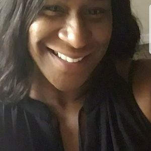 Meet your Posher, Juliette